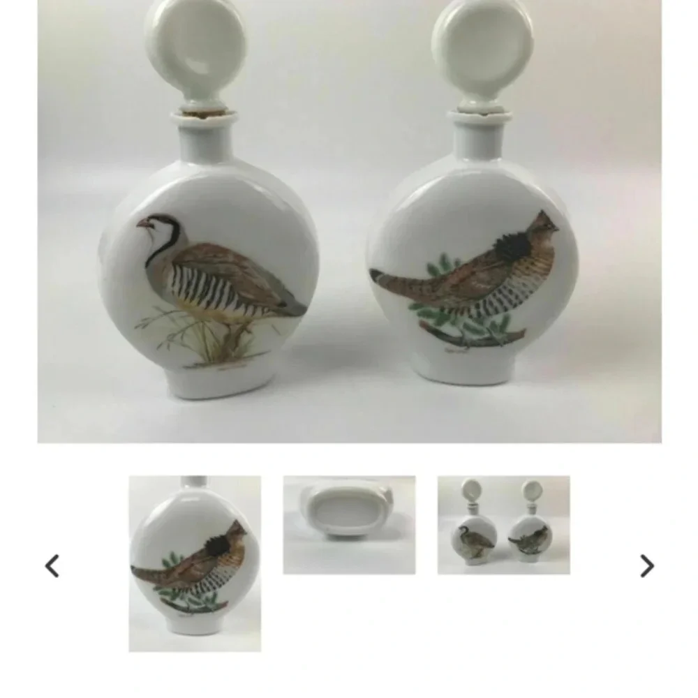 Vintage Arthur Singer Milk Glass Bird‎ Decanters
